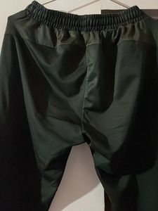 PUMA TRACKPANTS
