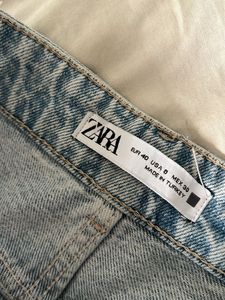 Zara Ripped mom Jeans
