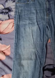 Women&#39;s Floral Jeans