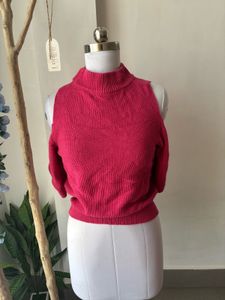 pink woollen top