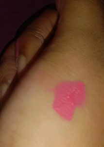 MyGlamm Lit Liquid Matte PinkVisitObsession Lipstick.