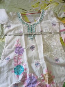 Beautiful Embroidered Kurti