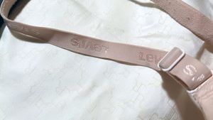 Nude Levis&#39; 32D (70D)