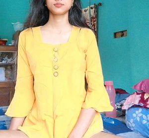 💛 Sunny Yellow Button Up Top