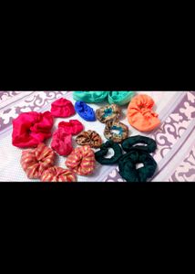 20 Scrunchies
