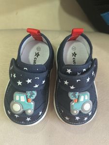 9-12 Months Babyhug Shoes