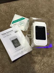 Pulse Oximeter - Monitor Blood Oxygen &amp; Heart Rate