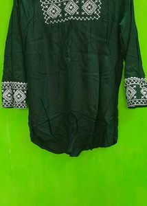 Short Kurti / Top