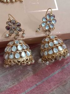 Jhumki and Earings