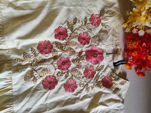 Embroidery Short Kurti 😍😍
