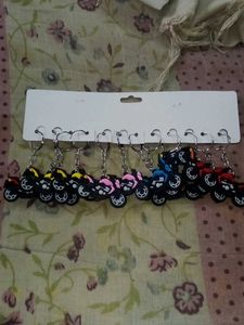 Excellent Brand New Bike Keychain Set