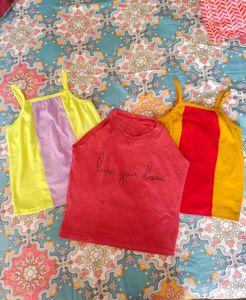 3 Tops, 2 Ripped Jeans(S size)