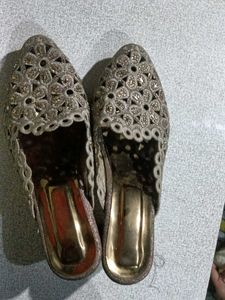 Embellished Women's Flats