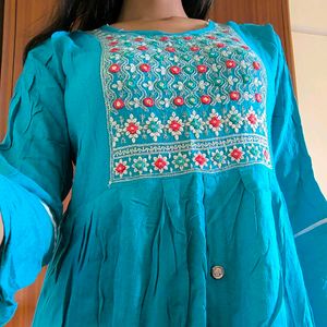 Embroidered Side Slit Kurti