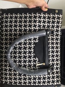 New Hand Bag