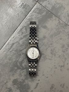 Elegant Women&#39;s Watch