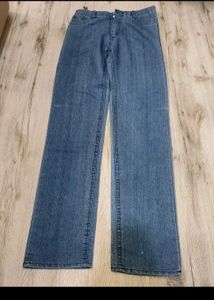 sc2942 darshik Stylish Blue Jeans size 28