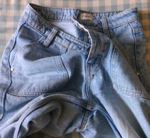 DENIM JEANS