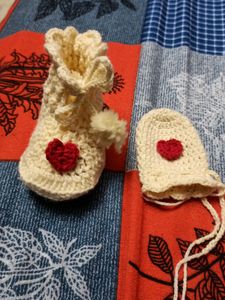 0-6 Months Baby Woolen Mittens And Booties