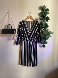Chic Zebra Striped H&amp;M Dress