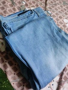 3 Stylish Grey Jeans