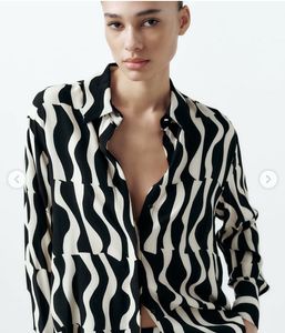 ⭐️ZARA⭐️ Printed Shirt