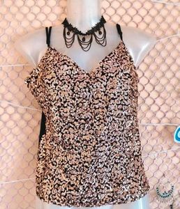 Size M/L 🎁Buy 2 Get 1 Free 🎁Sequin Cami Top