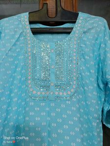 🇳🇿💫💗Aqua Polka Dot Office Wear Kurti