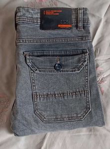 Stylish Denim Cargo Jeans