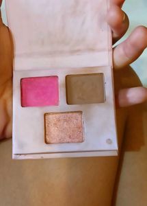 3-Color Blush/Eyeshadow Palette