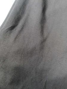 UNIQLO skirt straight-cut silhouette