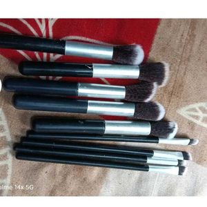 Makeup Brush
