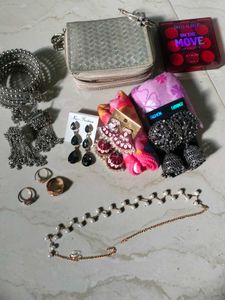 choose freebie Jewellery, Wallet & Makeup Lot