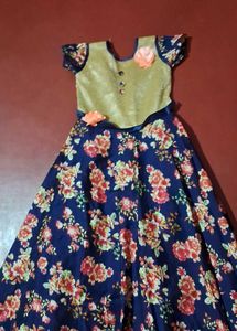 Women's Gowns