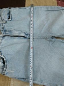 Wide Leg Light Wash Jeans