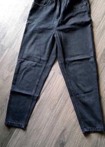 Stylish Black Jeans