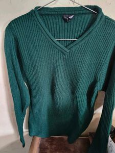 Girls Woolen Top