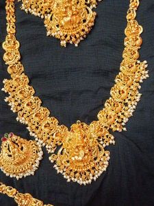 Golden Goddess Jewelry Set