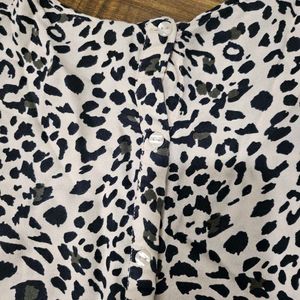 Leopard Print Ruffle Sleeve Top