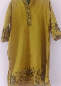 🌼 Mustard Yellow cut work Kurti Set with Black Du