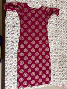 Magenta Pink Foil Printed Festive Kurta