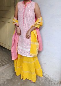 Chikan Kari Sharara Set