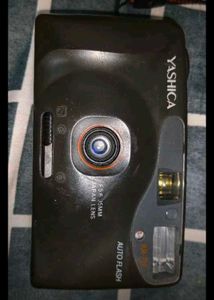 Yashica Auto Flash Camera