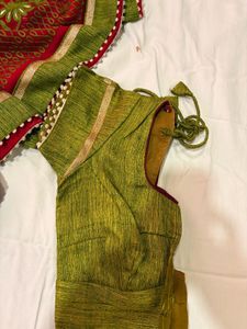 Red &amp; Green Embroidered Saree