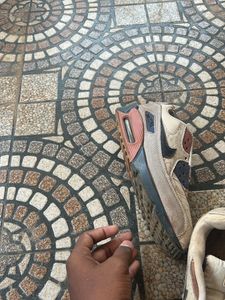Nike Air Max 90 - Well Worn