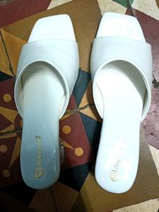 White Flats & Sandals ( New)