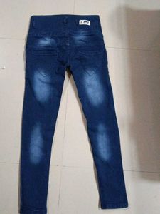 Stylish High-Waisted Jeans
