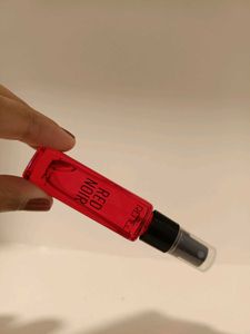 Red Noir Perfume