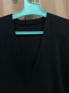 Sleeveless Black Top
