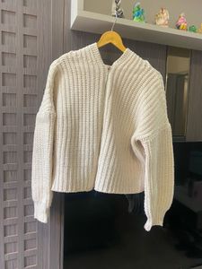 Cream Knit Zip-Up Jacket